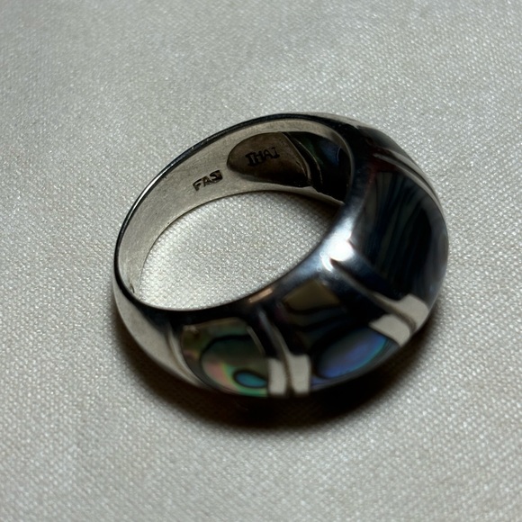 Vintage Abalone Shell Dome Ring Set in Sterling Silver - Picture 6 of 6